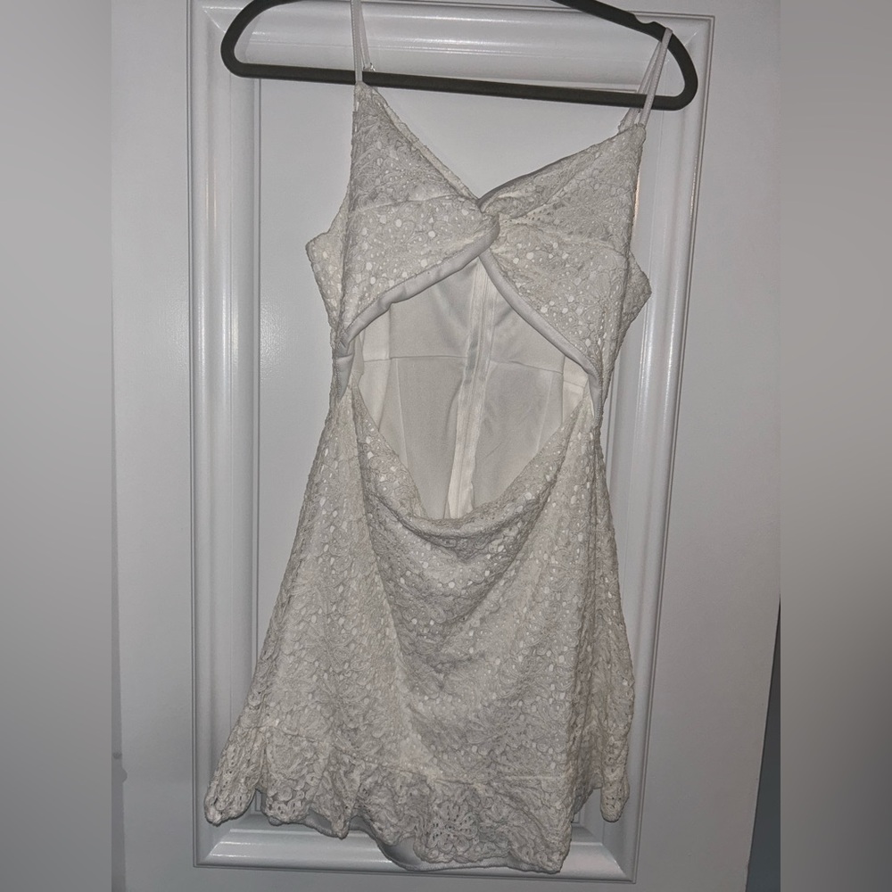 🤍white short dress_ open front , never wore **